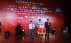 Đại học Duy Tân giành giải Nhất toàn đoàn hội thi "Tiếng hát sinh viên toàn quốc XIV năm học 2015-2016, KV Miền Trung: Xứng đáng và đầy thuyết phục!
