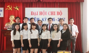 Chi bộ sinh viên khối Kinh Tế và XHNV tổ chức Đại hội chi bộ - nhiệm kỳ 2015-2017