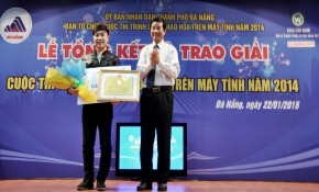 Sinh viên Duy Tân phá kỷ lục, đoạt giải nhất và nhì cuộc thi Trình diễn pháo hoa trên máy tính 2015